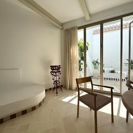 Villa Con Piscina Privada, Terraza Y 3