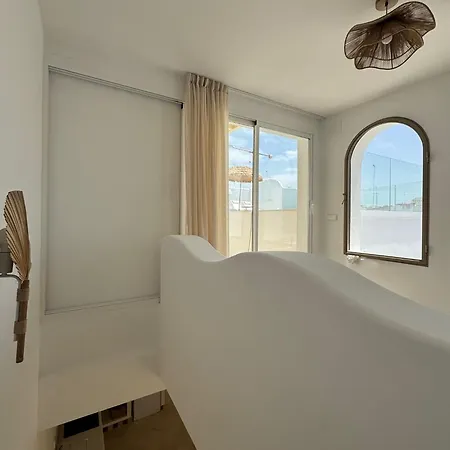 Con Piscina Privada, Terraza Y 3 Villa